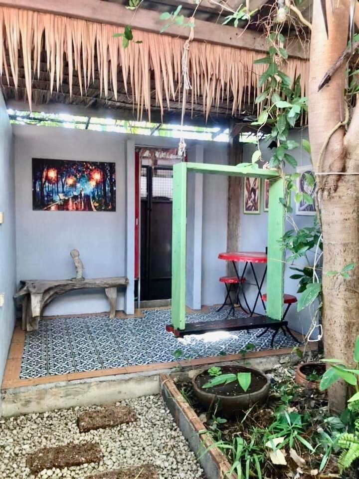 Artist'S Place Trat Exterior foto